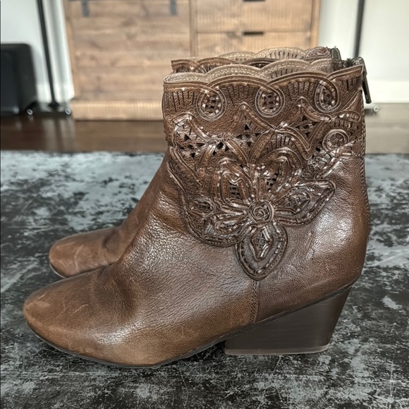 Sesto Shoes - Sesto Meucci Brown Leather Short Made in Italy Floral Western Boots Size 8
